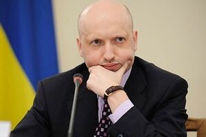 Александр Турчинов заверил, что Киев заинтересован в сильной местной власти