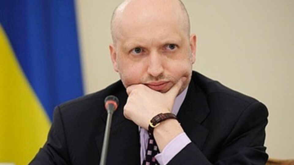 Александр Турчинов заверил, что Киев заинтересован в сильной местной власти