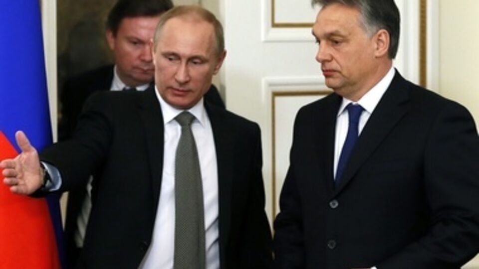 Виктора Орбана раскритиковали на родине за соглашения с Россией