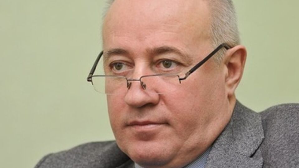 Чумак считает, что вооруженным партиям в политике не место