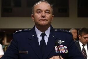 Бридлав считает, что Россия пока не отказалась от планов военного вторжения в Украину