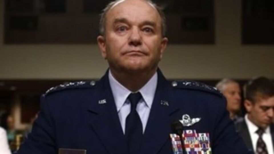 Бридлав считает, что Россия пока не отказалась от планов военного вторжения в Украину