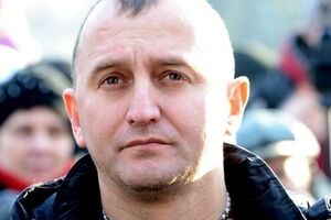 Сиротюк: Государство не может обеспечить безопасность граждан, украинцам нужно выдать оружие