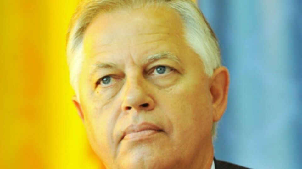 С 22 февраля, когда Янукович бежал из Киева, Петр Симоненко ни разу не появился ни в Верховной Раде, ни на заседаниях парламентских комитетов.