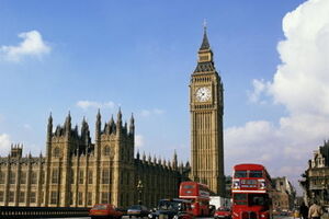 Украинцы, которые живут в Великобритании, присоединились к сбору денег для армии