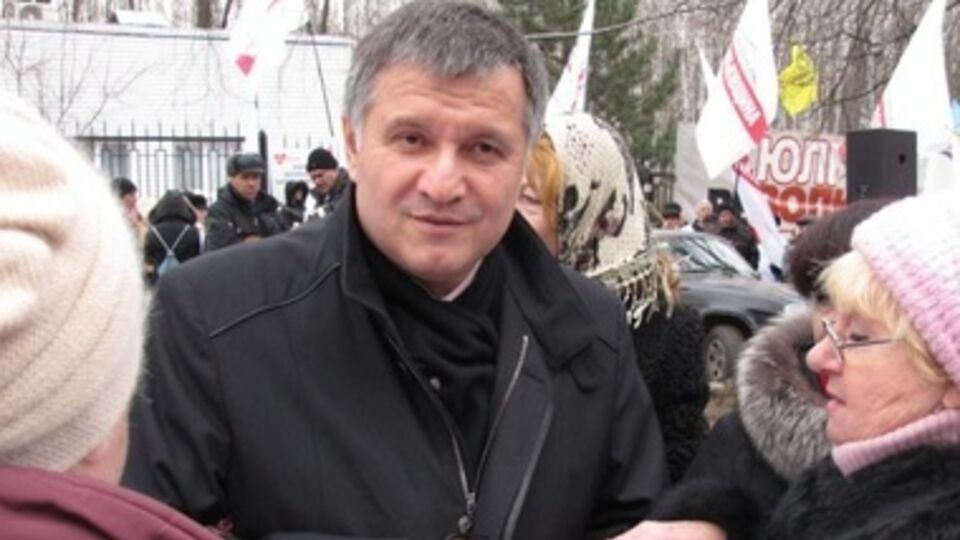 Аваков уехал на восток Украины