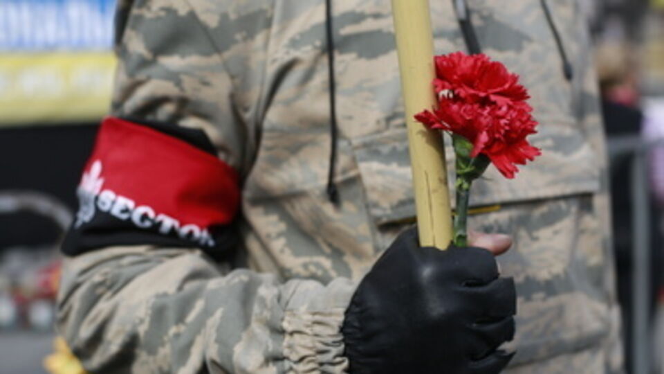 В нарушении перемирия в Славянске обвинили "Правый сектор"