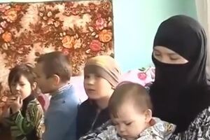 Крымских татар-переселенцев просят освободить помещения санатория в Винницкой области