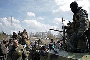 По словам руководителя Центра военно-политических исследований, среди десантников пострадавших нет