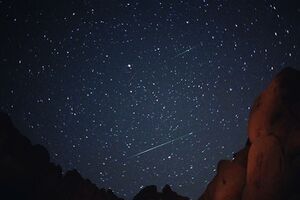 Жители Земли смогут наблюдать метеорный поток Лириды