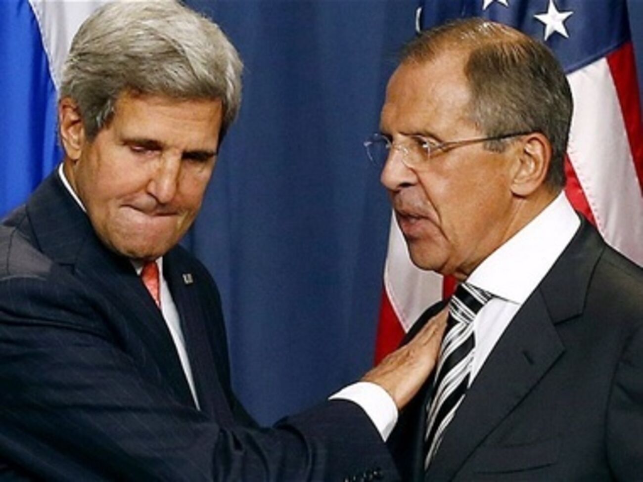 На юго-востоке Украины продолжаются провокации боевиков-экстремистов, считает Лавров