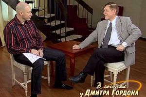 Эдуард Хиль: Зашел в спальню и вижу: одна пуля пробила стекло, вторая в раме застряла, а всего около 10 выстрелов было. Та же дамочка и кислотой хотела жену облить...