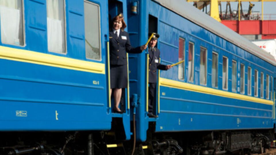 График движения поездов через Крым урегулирован