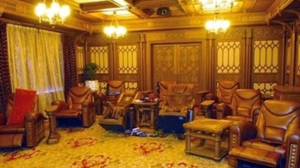 Активисты продолжают публиковать тайную бухгалтерию Януковича