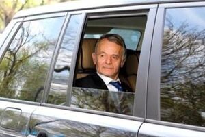Ранее Джемилеву уже блокировали въезд на полуостров