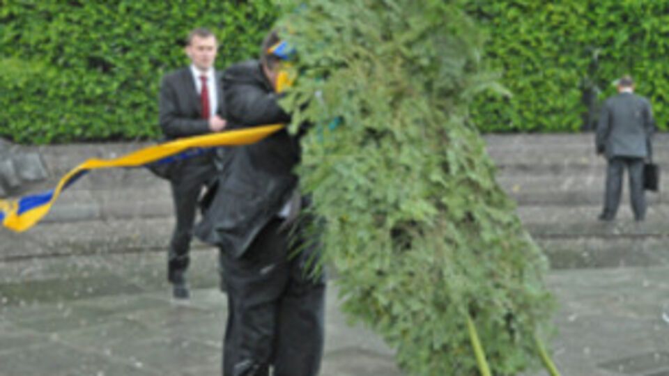 Рустам Темиргалиев: Проблем с гривной не будет