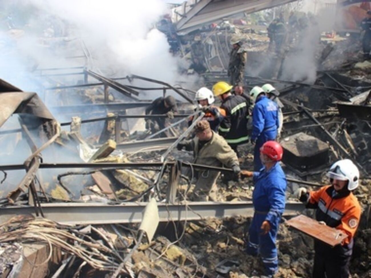 Заправщики считают, что если взорвался не бензин, то это это должна быть взрывчатка