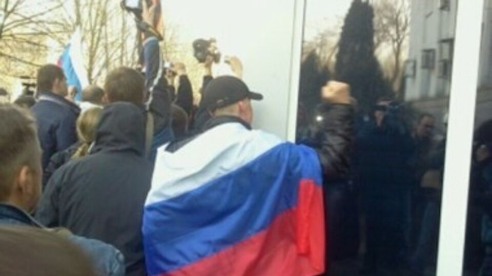 В Енакиево и Красноармейске собрались проводить "референдум"