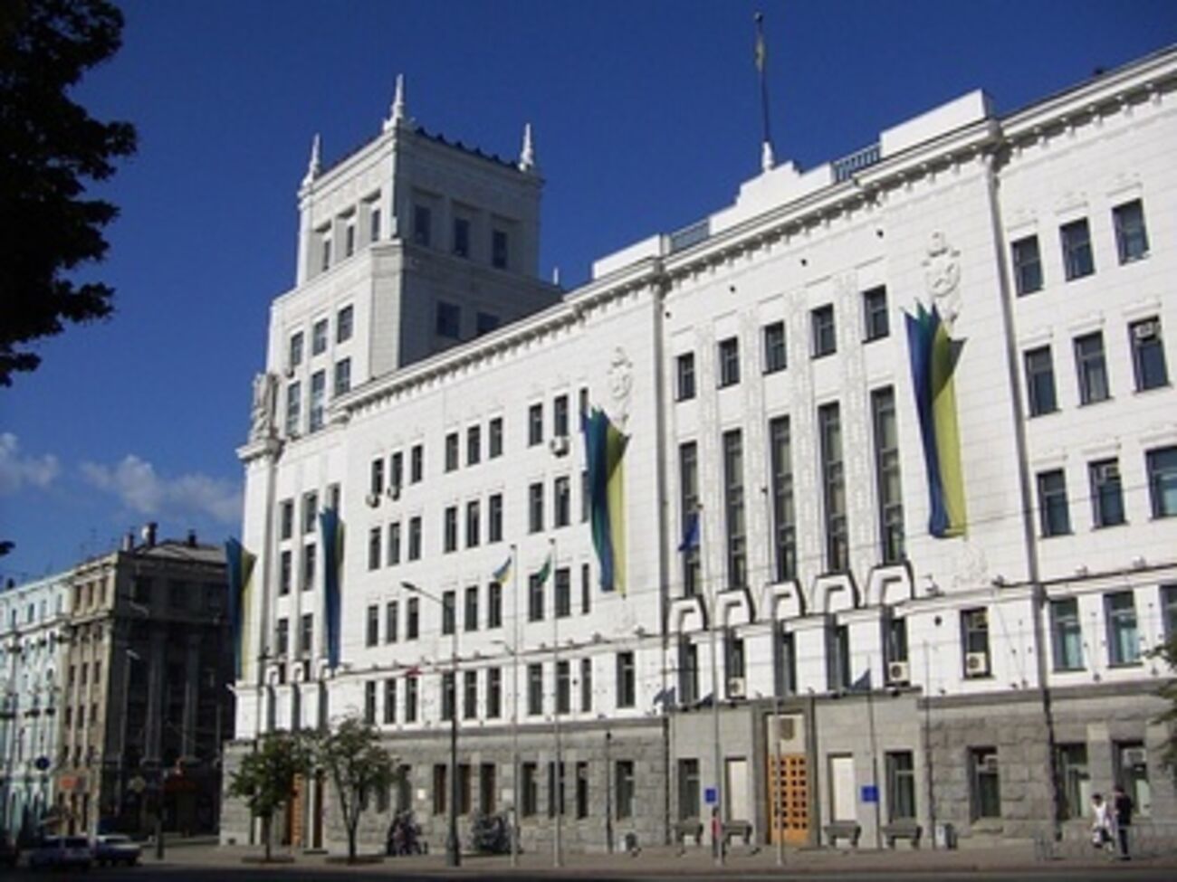 Харьковские депутаты приняли обращение к народным депутатам