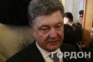 Петр Порошенко с марта лидирует в соцопросах