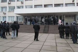 Мэрию Мариуполя освободили от террористов 24 апреля