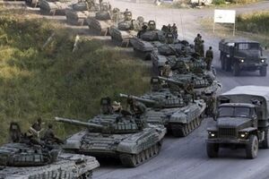 Реуцкий утверждает, что воинские части в Краснодоне, Свердловске и Бирюково заблокированы пророссийскими активистами