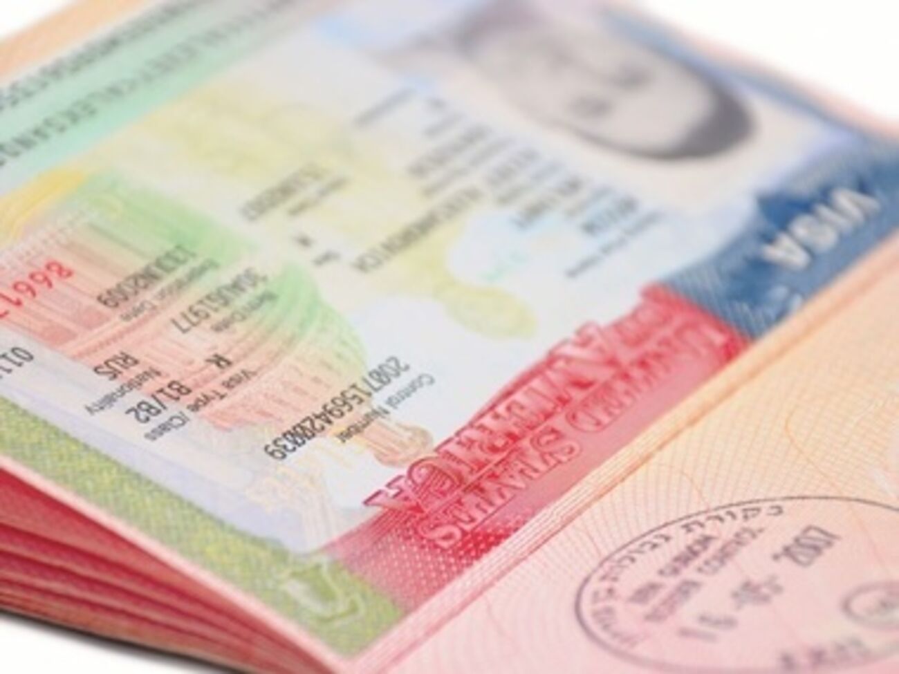 Визу в США выдают на 10 лет