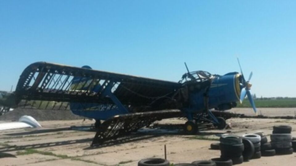 Экипаж самолета пострадал незначительно