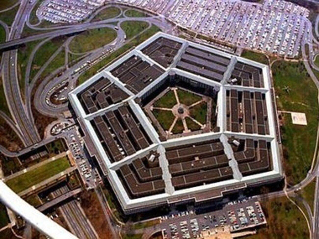 В Министерстве обороны США хотят обсудить с Россией ситуацию в Украине