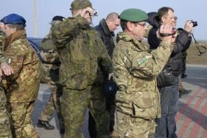 "Мэр" Славянска Вячеслав Пономарев заявил, что в составе миссии ОБСЕ есть военные разведчики