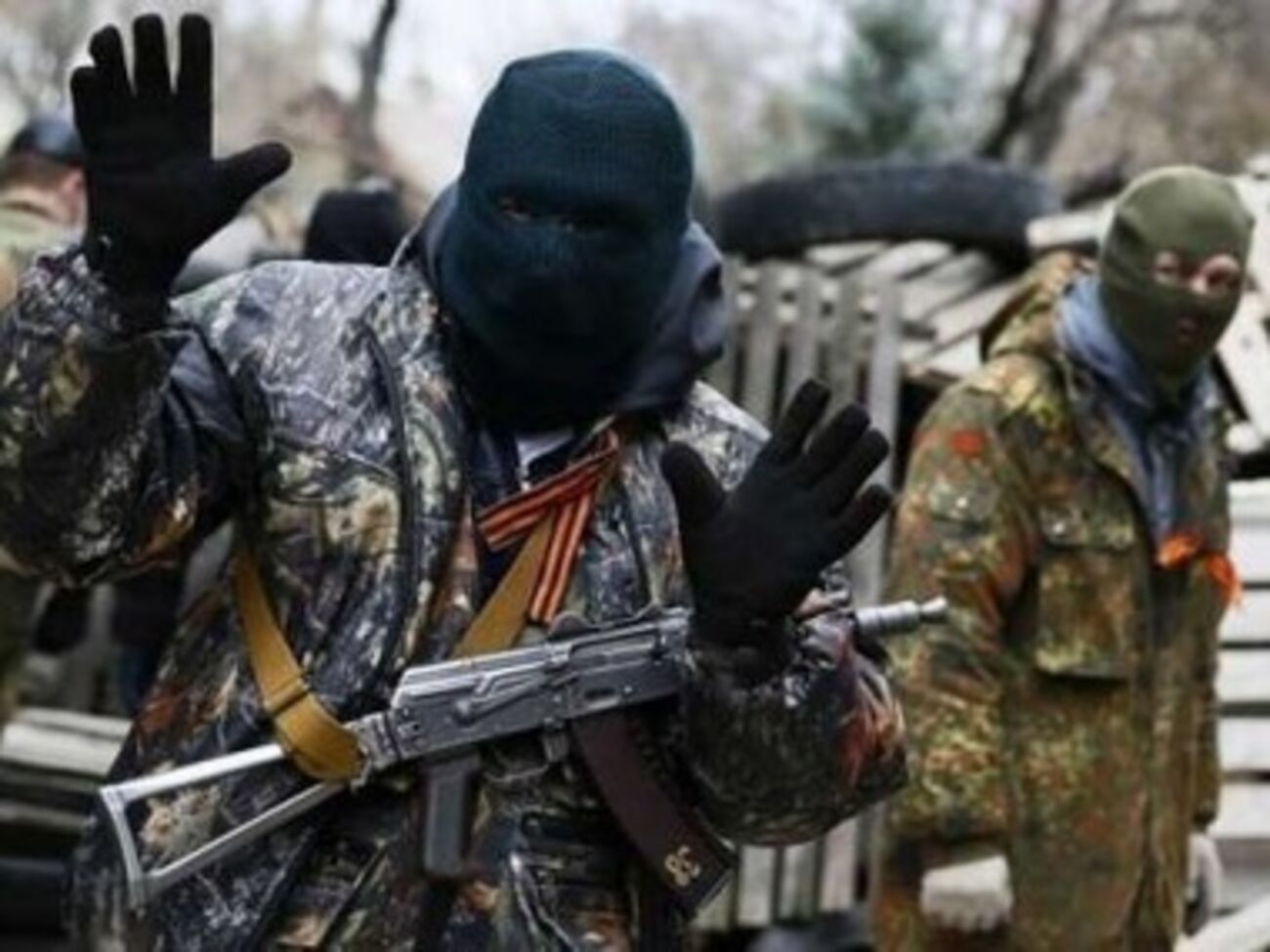 СБУ считает, что удерживая людей из миссии ОБСЕ, террористы планируют шантажировать международное сообщество&nbsp;