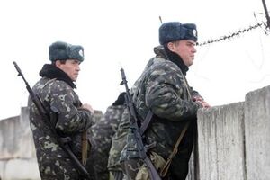 Сепаратисты зажгли неподалеку воинской части автомобильные шины