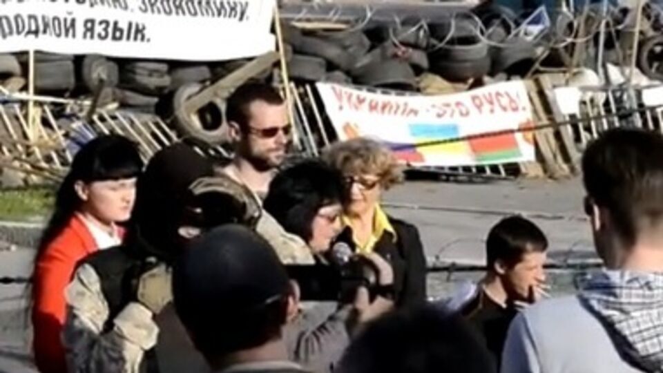 В Луганске провозгласили независимую "Луганскую народную республику". Видео