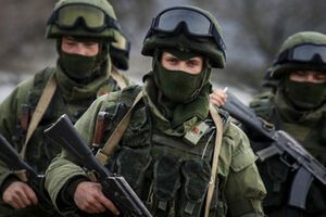 Так называемые "зеленые человечки", присутствие которых на территории Украины отрицает российское правительство