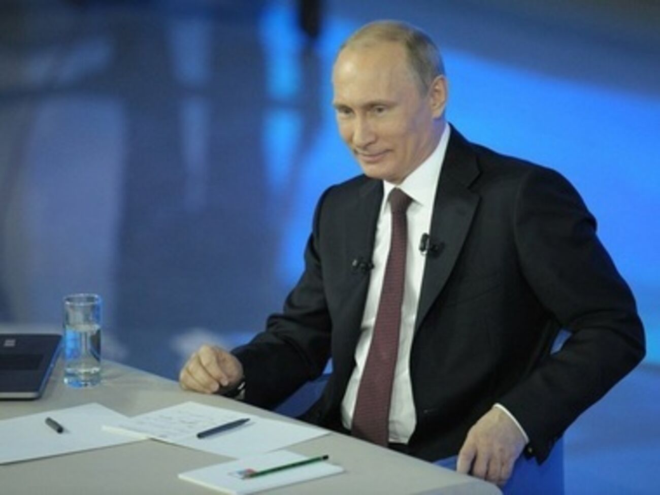 Путин уверен, что Россия переживет ограничения импорта