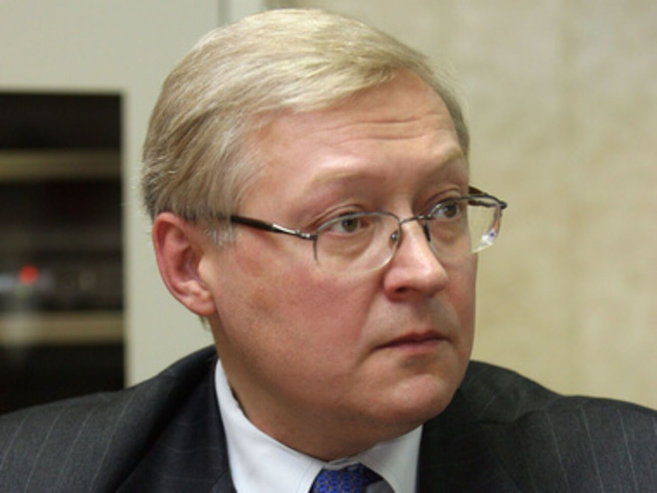 Сергей Рябков: Вашингтон подливает масла в огонь