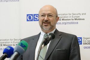 Заньер приехал в Киев