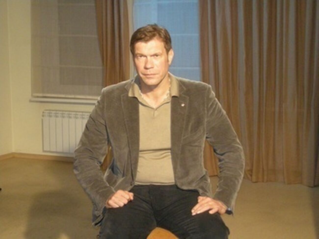 Олег Царев
