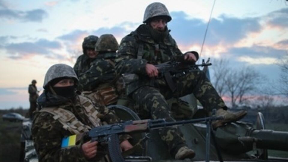 Спецподразделения МВД разблокировали два блокпоста