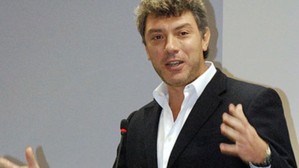 Немцов уверен, что планы Путина провалятся