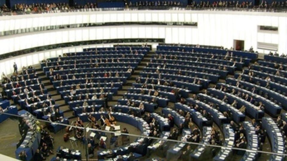 Евросоюз надеется на стабилизацию экономической ситуации в Украине