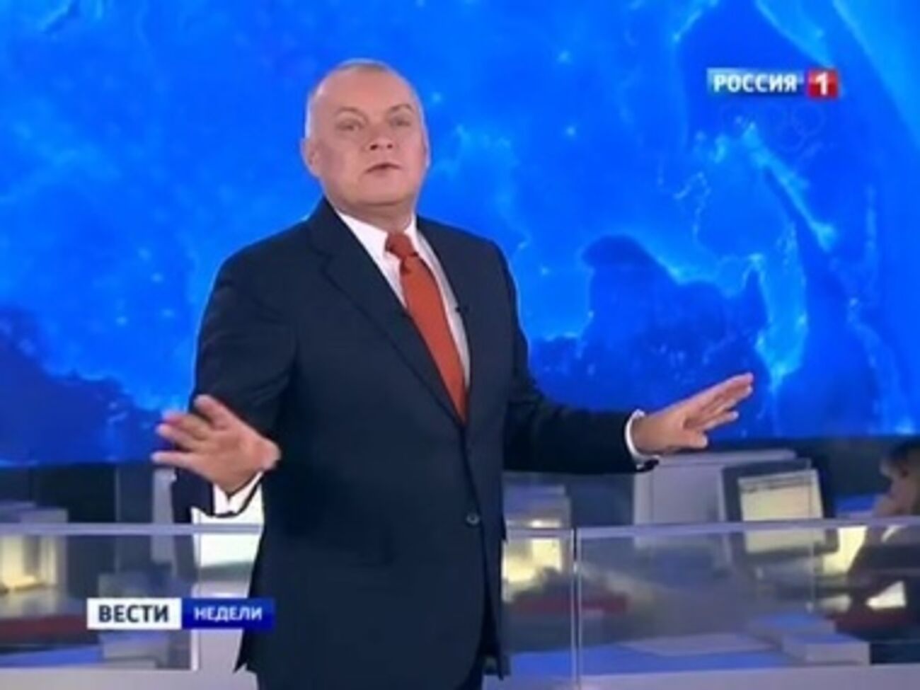 Киселев "опорочил честь" литовской награды