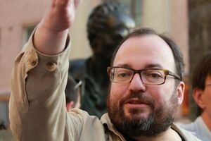 Станислав Белковский