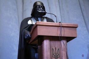 В Центризбиркоме считают, что нельзя делать из выборов фарс