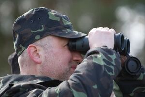 Турчинов привел войска в боевую готовность