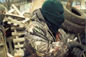 В ночь на 30 апреля экстремисты захватили здание горсовета и отделение милиции в Горловке