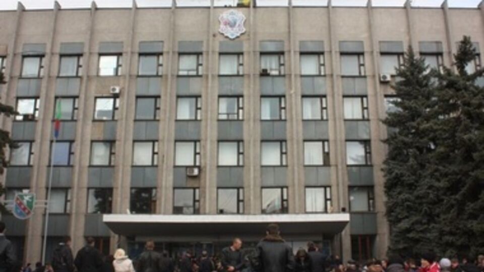 The Guardian: Украинская власть потеряла контроль над востоком страны