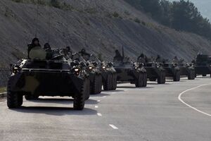 Российских военных у границы стало меньше