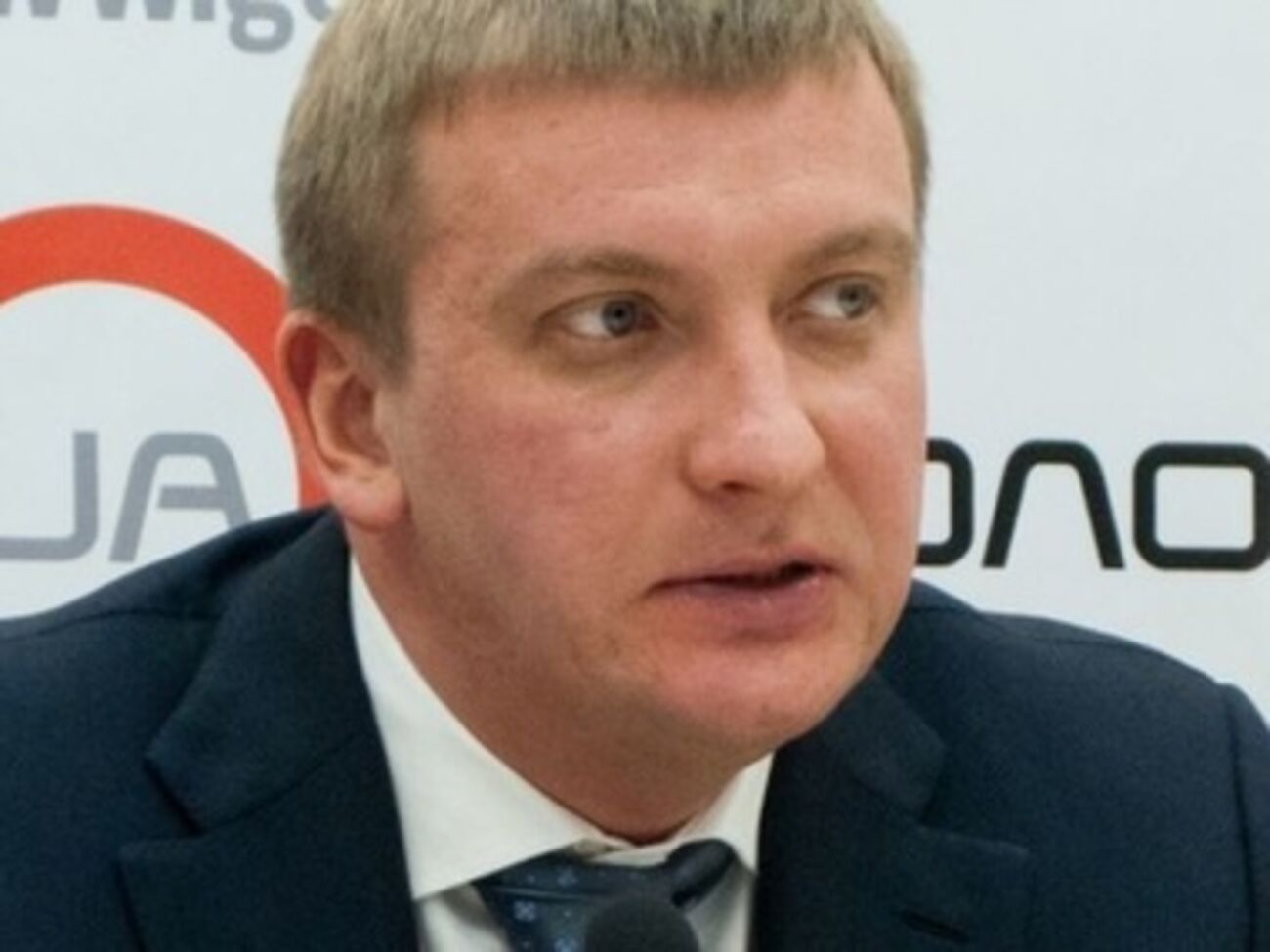 Павел Петренко