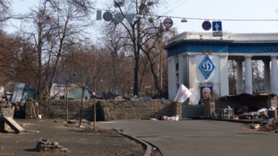 В Киеве стало одной баррикадой меньше